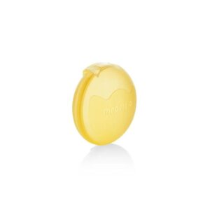 medela-breast-care-contact-nipple-shield-storagebox